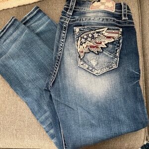 Miss Me Jeans 29 Mid Rise Crop America Flag Wing Pocket Embellish 4th